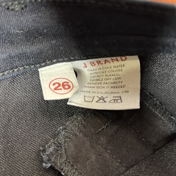 J Brand Women’s “Agnes” Skinny Jeans in Stealth Black - Picture 6 of 8